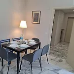 Torre Spaccata Apartment For 6 With Parking
