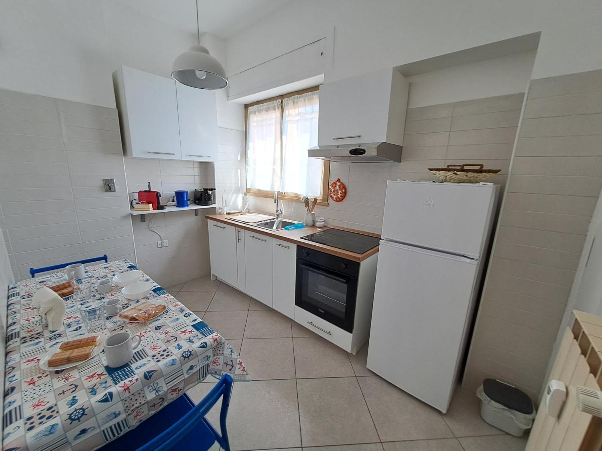 Apartment Torre Spaccata For 6 With Parking Rom