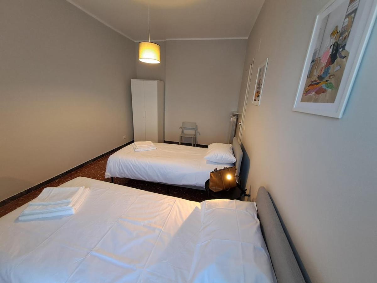 Apartment Torre Spaccata For 6 With Parking *