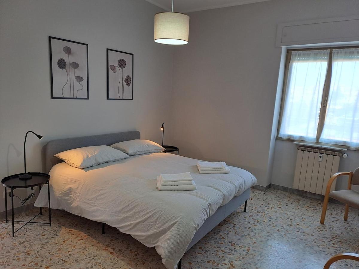 Torre Spaccata For 6 With Parking Rom