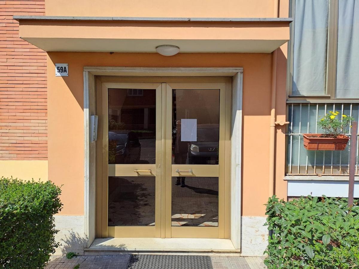 Torre Spaccata For 6 With Parking *
